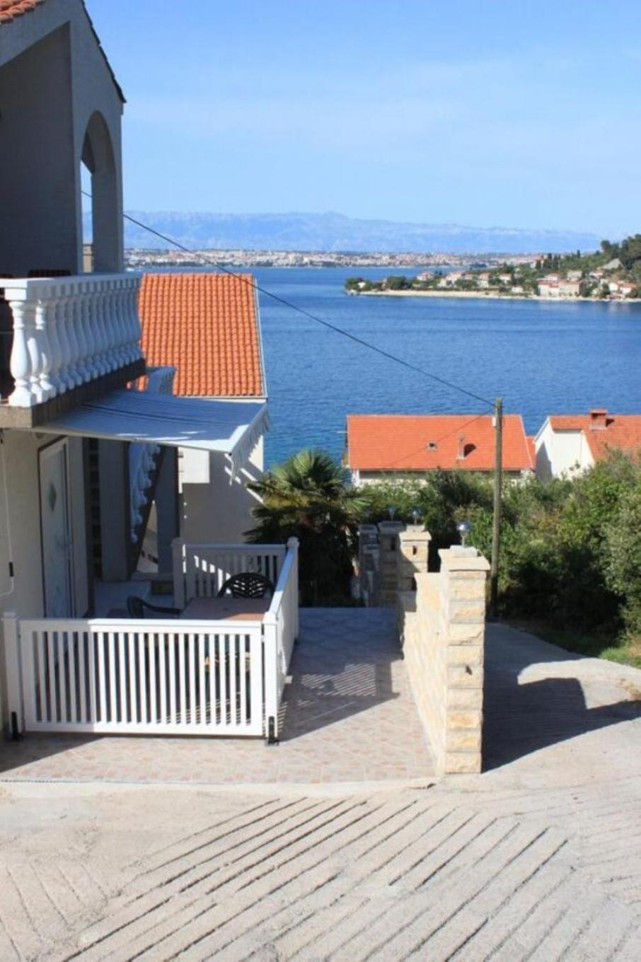 Apartments Nada - 100 M From Beach Kali Kültér fotó